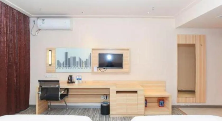 Bed in City Comfort Inn Zhuhai University Town Tangjiawan Plaza