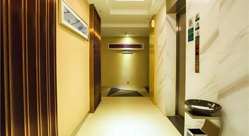 City Comfort Inn Wuzhou Bus Station