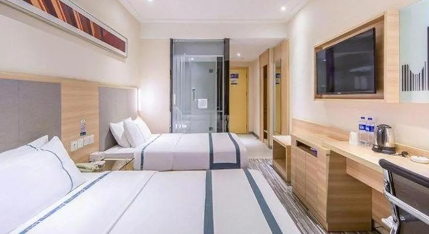 Bed in City Comfort Inn Wuzhou Bus Station