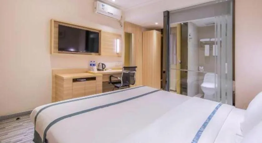 Bed in City Comfort Inn Wuzhou Bus Station