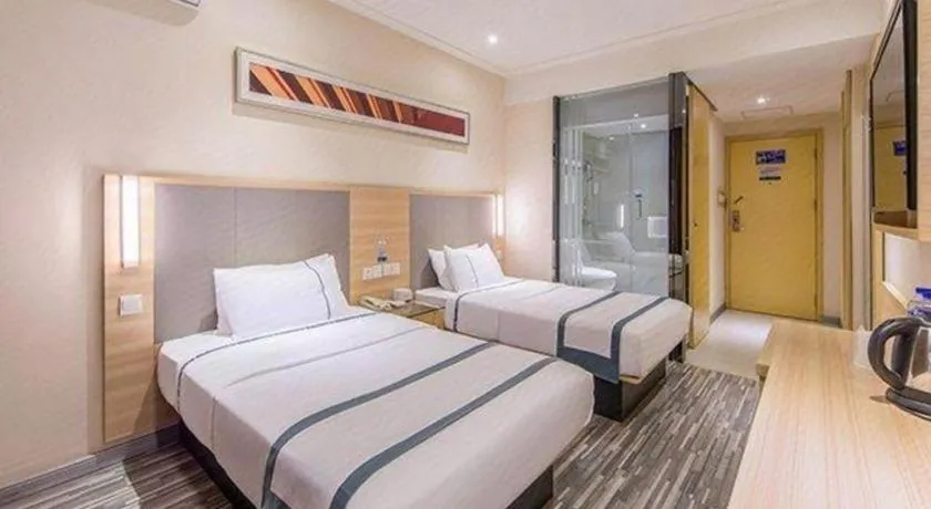 Bed in City Comfort Inn Wuzhou Bus Station