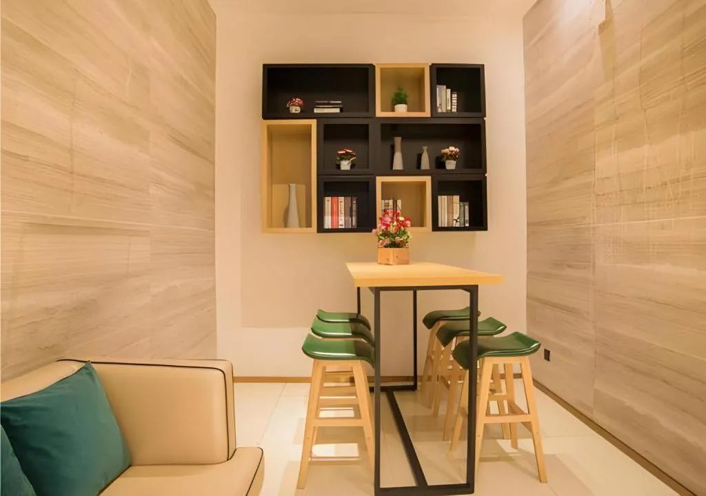 City Comfort Inn Liuzhou Wuxing Walking Street Zhonghuan Tower