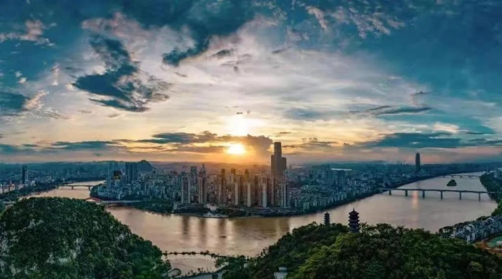 City Comfort Inn Liuzhou Wuxing Walking Street Zhonghuan Tower