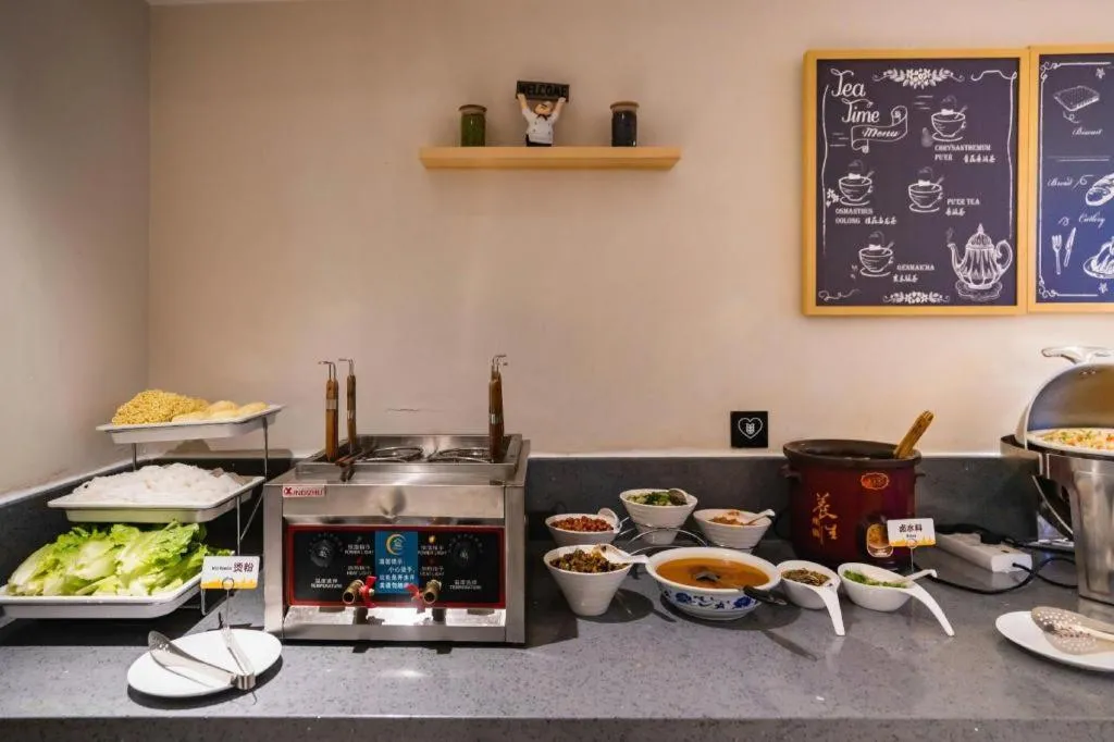 City Comfort Inn Liuzhou Wuxing Walking Street Zhonghuan Tower