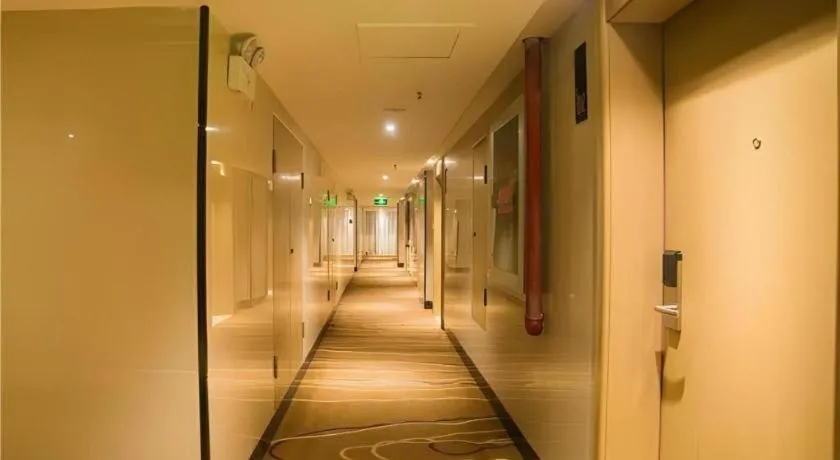 City Comfort Inn Liuzhou Wuxing Walking Street Zhonghuan Tower