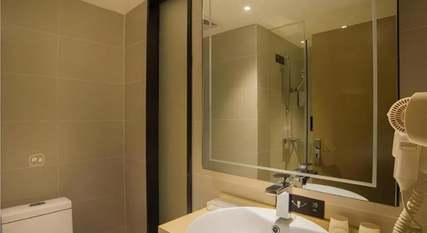 City Comfort Inn Liuzhou Wuxing Walking Street Zhonghuan Tower