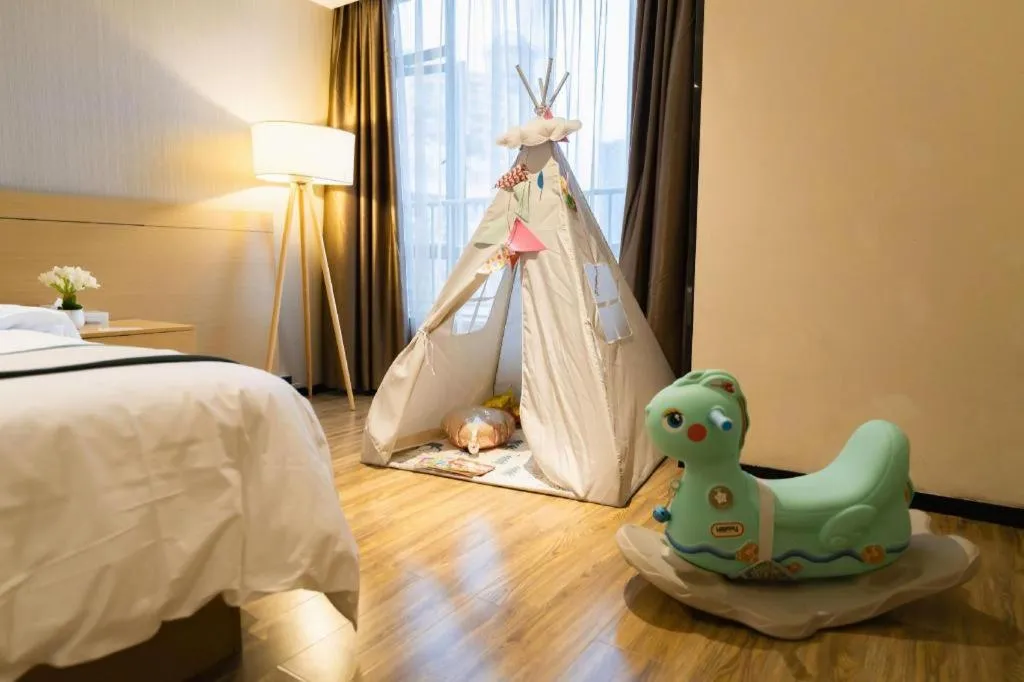 Bed in City Comfort Inn Liuzhou Wuxing Walking Street Zhonghuan Tower