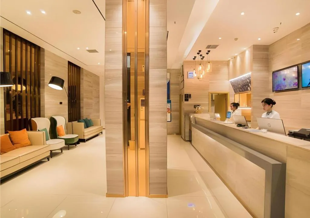 City Comfort Inn Liuzhou Wuxing Walking Street Zhonghuan Tower