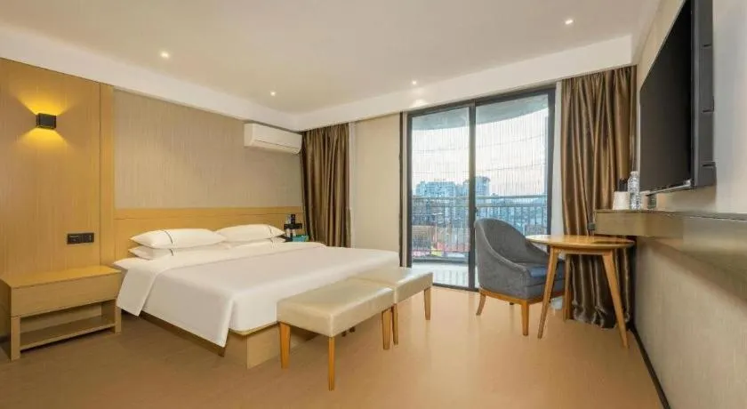 Bed in City Comfort Inn Liuzhou Wuxing Walking Street Zhonghuan Tower