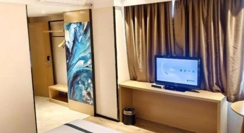 City Comfort Inn Liuzhou Wuxing Walking Street Zhonghuan Tower