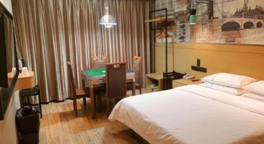 Bed in City Comfort Inn Xiaogan Xiaochang Bus Passenger Station