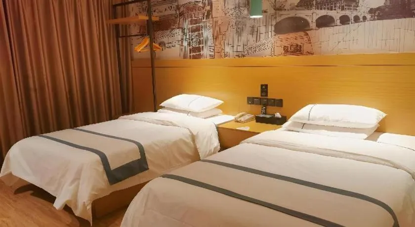 Bed in City Comfort Inn Xiaogan Xiaochang Bus Passenger Station