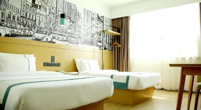 Bed in City Comfort Inn Xiaogan Xiaochang Bus Passenger Station