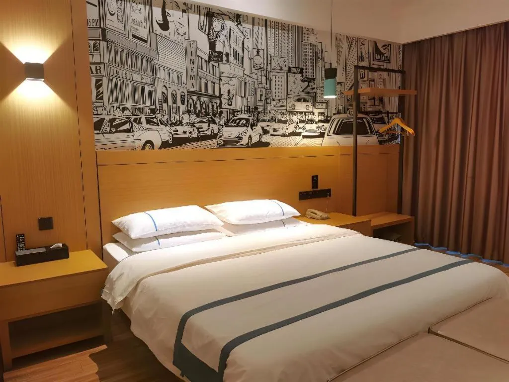 Bed in City Comfort Inn Xiaogan Xiaochang Bus Passenger Station