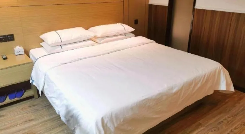 Bed in City Comfort Inn Xiaogan Xiaochang Bus Passenger Station