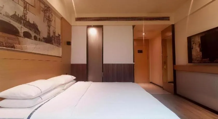 Bed in City Comfort Inn Xiaogan Xiaochang Bus Passenger Station