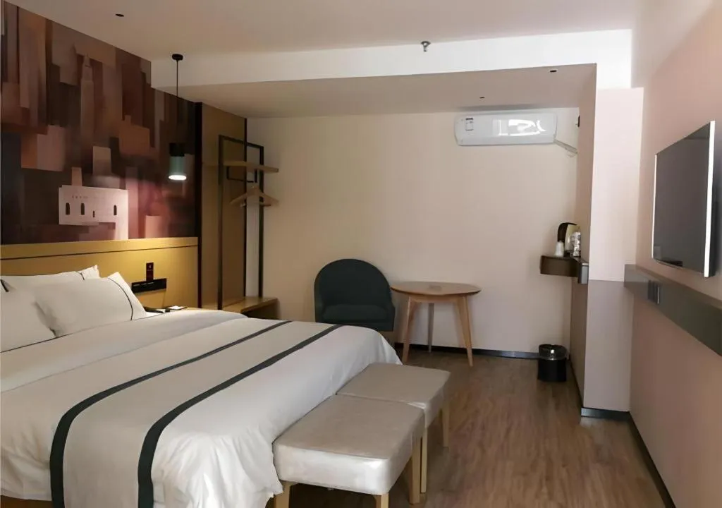 Bed in City Comfort Inn Hezhou Huangyao Ancient Town