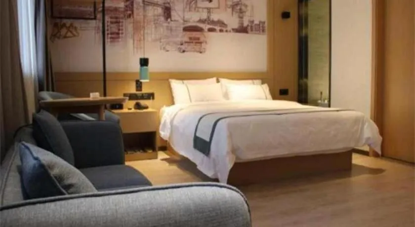 Bed in City Comfort Inn Jinzhou Bohai University Wanda Plaza