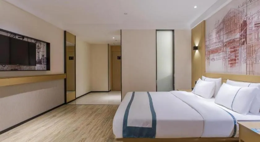 Bed in City Comfort Inn Jinzhou Bohai University Wanda Plaza