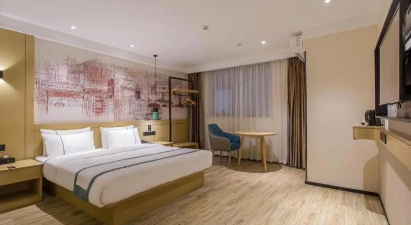 Bed in City Comfort Inn Jinzhou Bohai University Wanda Plaza