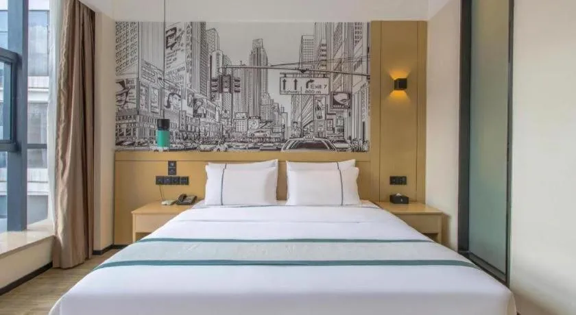 Bed in City Comfort Inn Jinzhou Bohai University Wanda Plaza