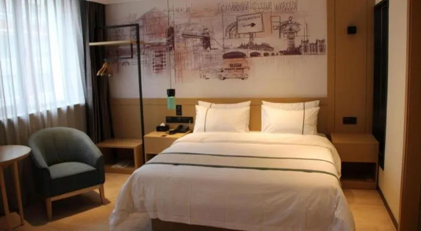 Bed in City Comfort Inn Jinzhou Bohai University Wanda Plaza