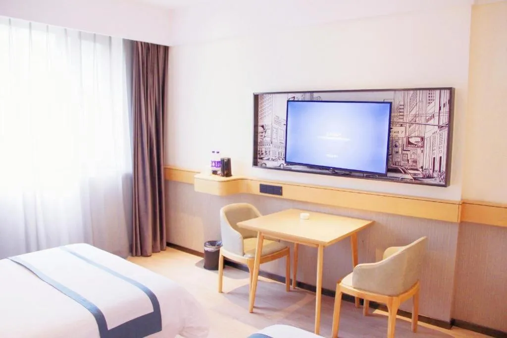 Bed in City Comfort Inn Jinzhou Bohai University Wanda Plaza