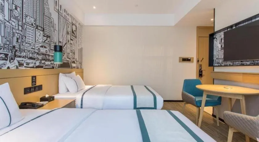 Bed in City Comfort Inn Jinzhou Bohai University Wanda Plaza