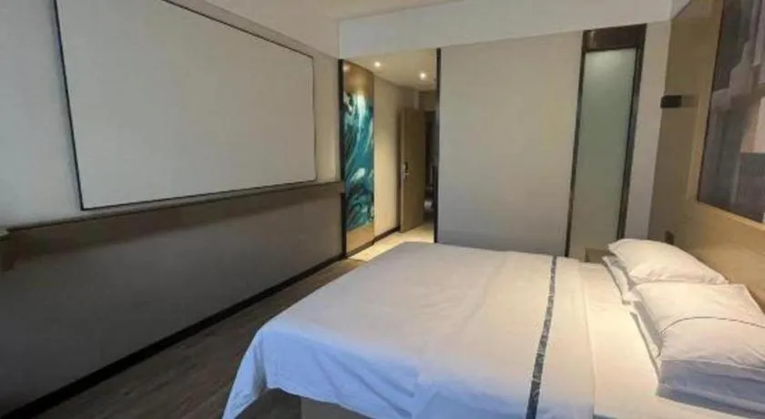 Bed in City Comfort Inn Huanggang Luotian Yishui Waitan