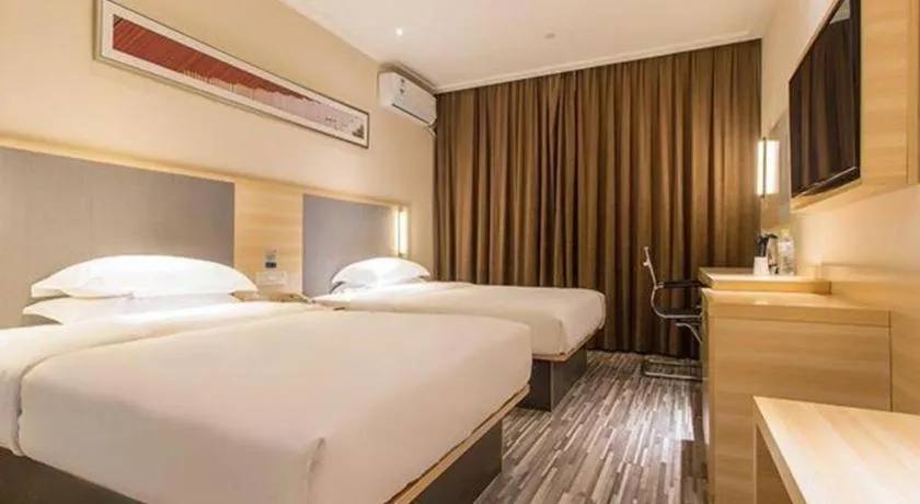 Bed in City Comfort Inn Nanning East Railway Station