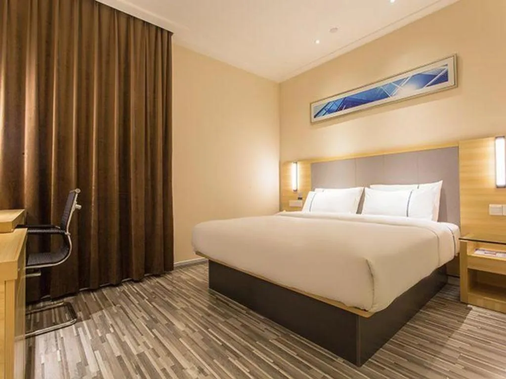 Bed in City Comfort Inn Nanning East Railway Station