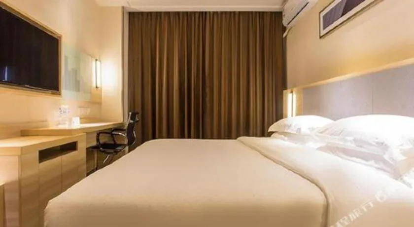 Bed in City Comfort Inn Nanning East Railway Station