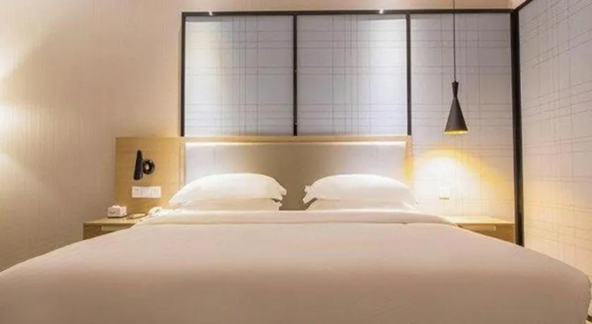 Bed in City Comfort Inn Nanning East Railway Station