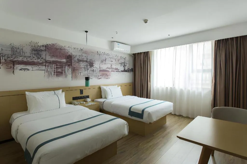 Bed in City Comfort Inn Guigang Hecheng Wanda Plaza