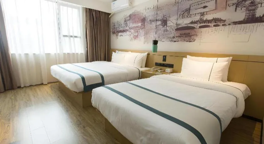 Bed in City Comfort Inn Guigang Hecheng Wanda Plaza