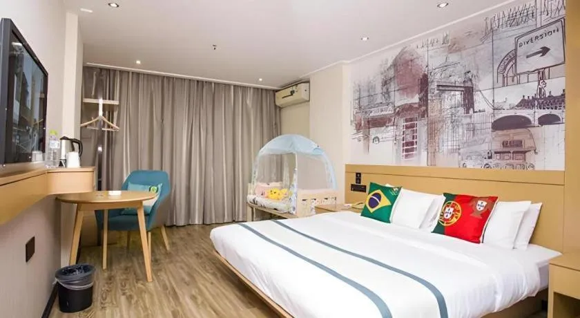 Bed in City Comfort Inn Guigang Hecheng Wanda Plaza