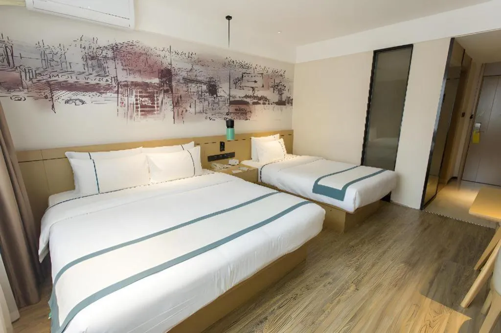 Bed in City Comfort Inn Guigang Hecheng Wanda Plaza