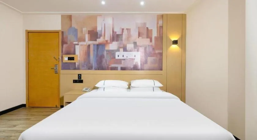 Bed in City Comfort Inn Guigang Hecheng Wanda Plaza