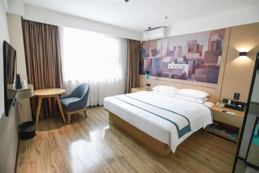 Bed in City Comfort Inn Guigang Hecheng Wanda Plaza