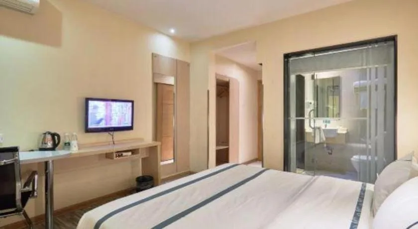 Bed in City Comfort Inn Liuzhou Baisha Bus Station Shengli Barbecue City