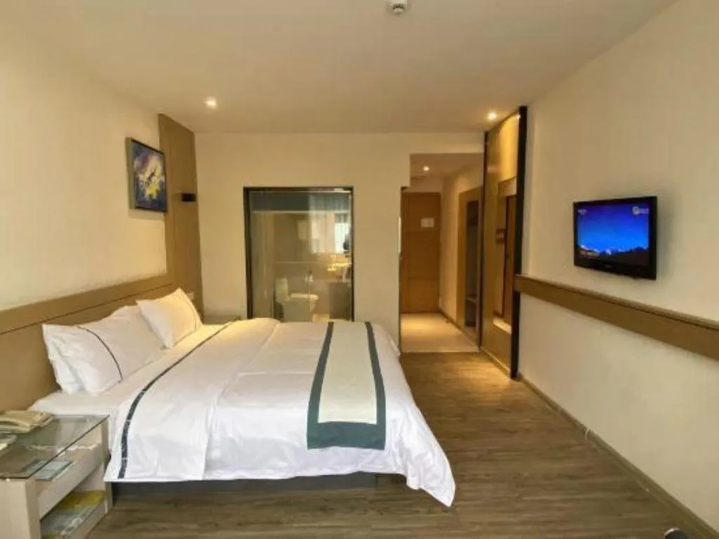 Bed in City Comfort Inn Liuzhou Baisha Bus Station Shengli Barbecue City