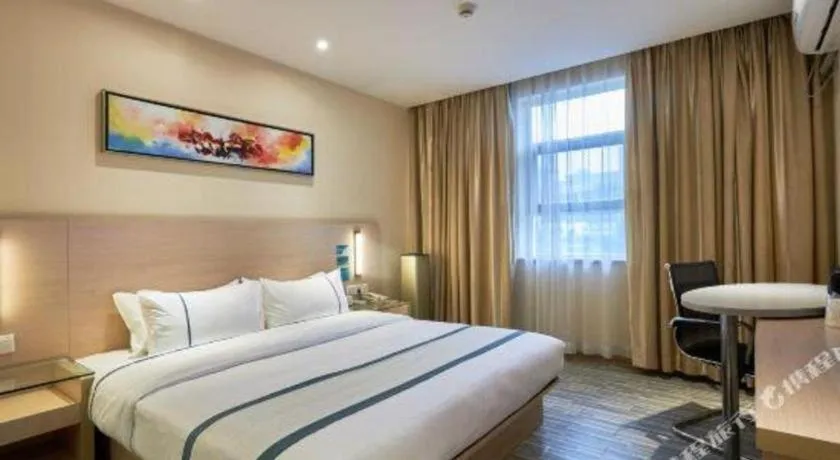 Bed in City Comfort Inn Liuzhou Baisha Bus Station Shengli Barbecue City