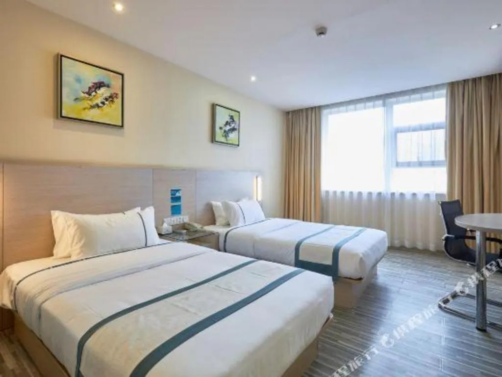 Bed in City Comfort Inn Liuzhou Baisha Bus Station Shengli Barbecue City