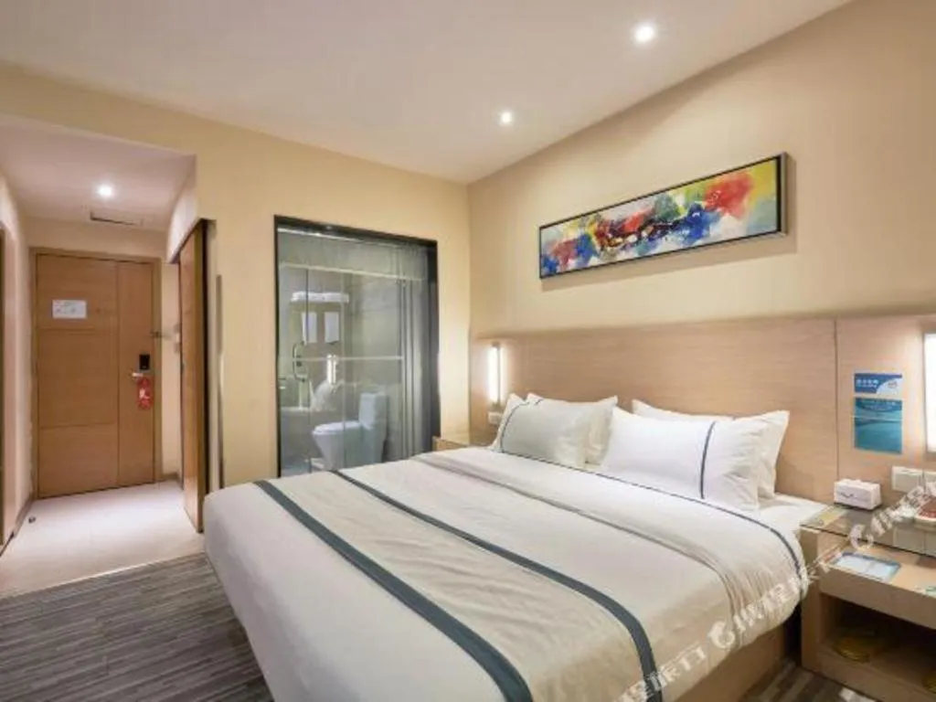 Bed in City Comfort Inn Liuzhou Baisha Bus Station Shengli Barbecue City