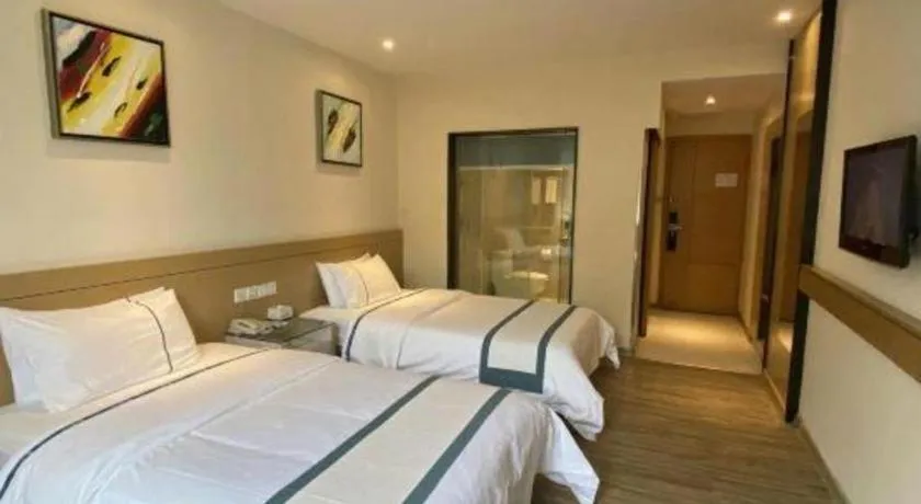 Bed in City Comfort Inn Liuzhou Baisha Bus Station Shengli Barbecue City