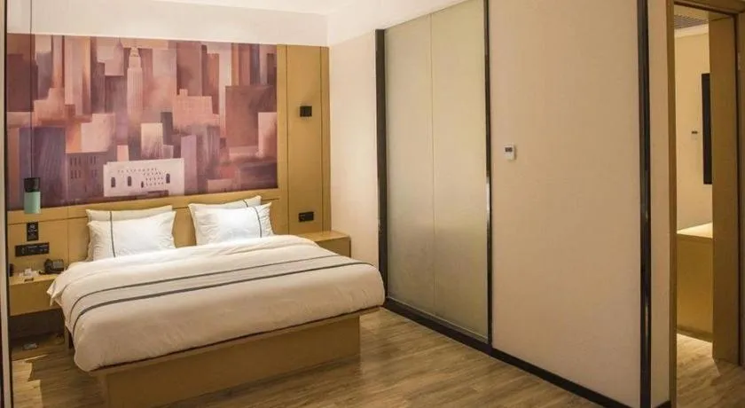 Bed in City Comfort Inn Guilin City Hall