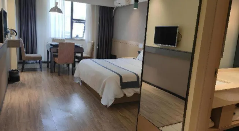 Bed in City Comfort Inn Jiangxia Wuchang University of Technology