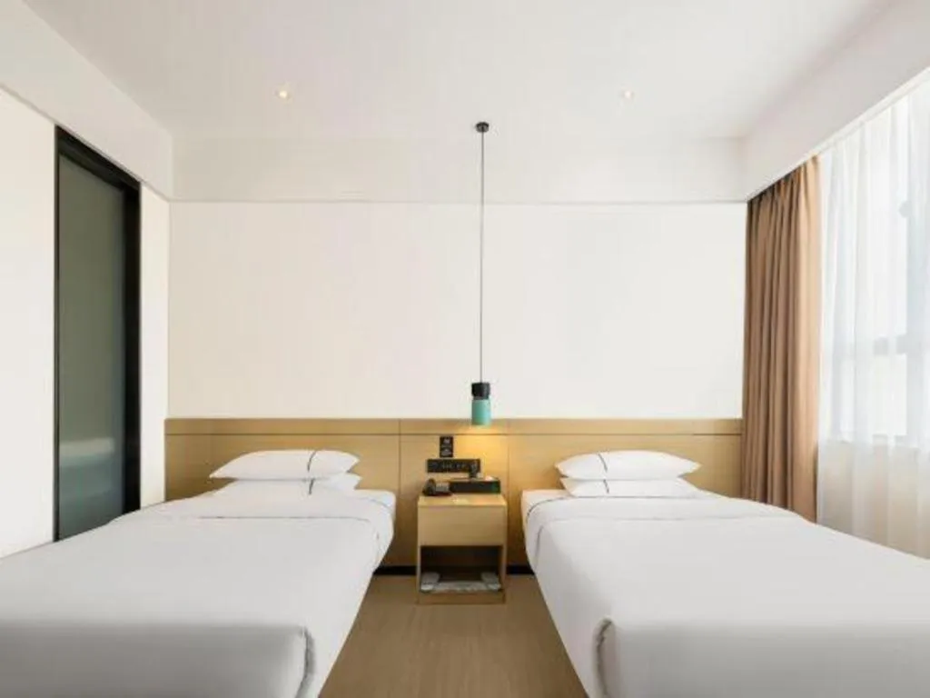 Bed in City Comfort Inn Zhoukou City Chuanhui District Huanghe Road