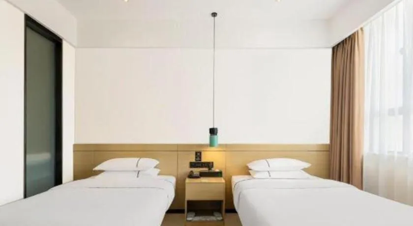 Bed in City Comfort Inn Zhoukou City Chuanhui District Huanghe Road