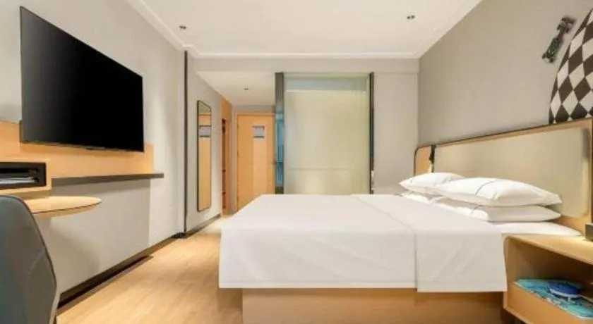 Bed in City Comfort Inn Hechi Chengxi Avenue